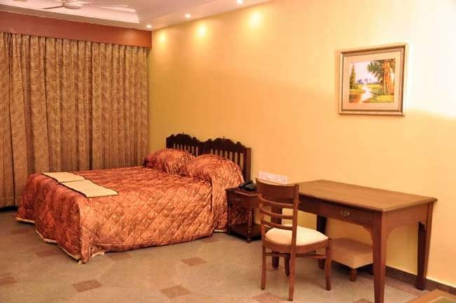 Krishna Heritage Resort Badami Ngoại thất bức ảnh